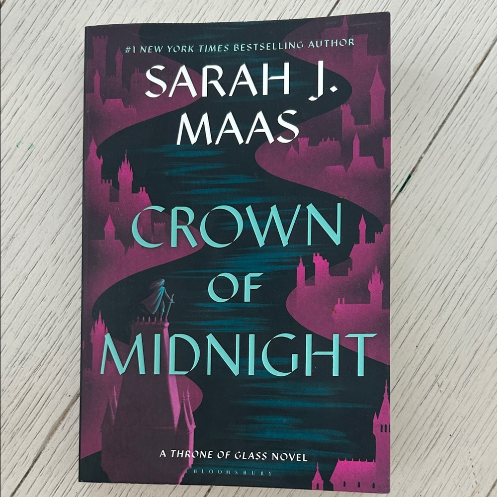 Crown of Midnight by Sarah J. Maas